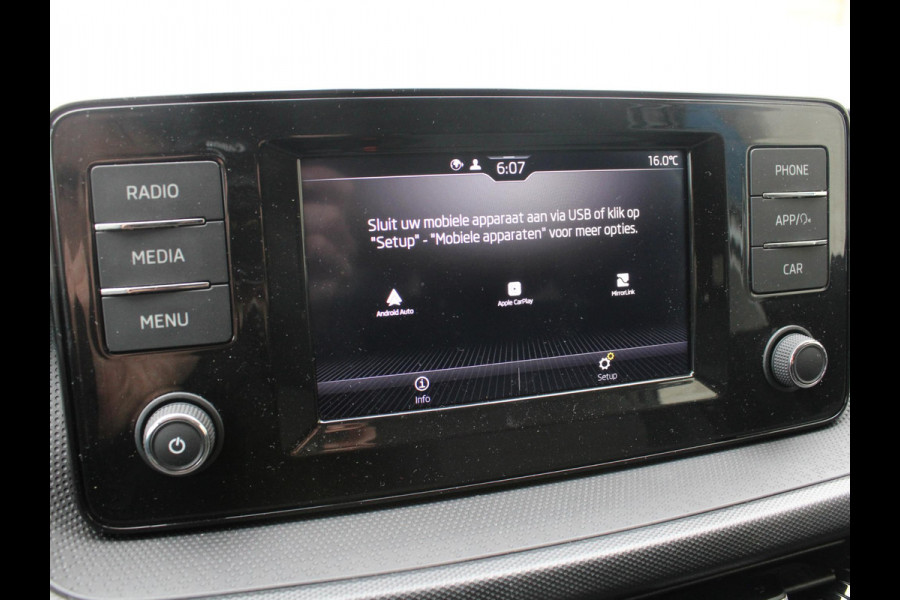 Škoda Fabia 1.0 TSI Ambition | APPLE CARPLAY |