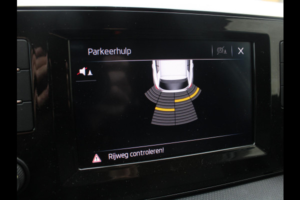 Škoda Fabia 1.0 TSI Ambition | APPLE CARPLAY |