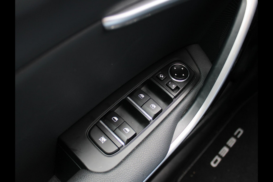 Kia Ceed Sportswagon 1.0 T-GDi DynamicPlusLine | Trekhaak| Climate control | Stoel en stuurverwarming | Keyless entry |