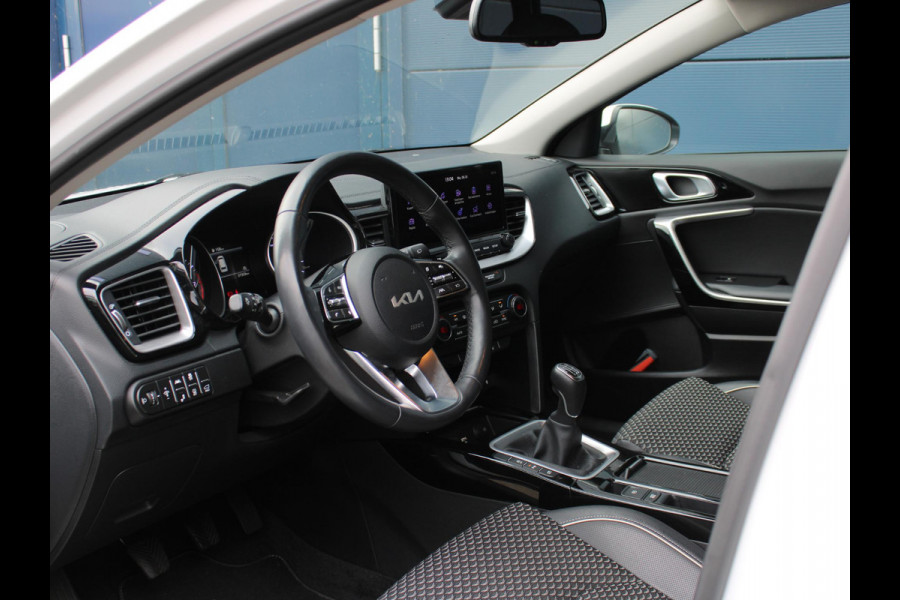 Kia Ceed Sportswagon 1.0 T-GDi DynamicPlusLine | Trekhaak| Climate control | Stoel en stuurverwarming | Keyless entry |