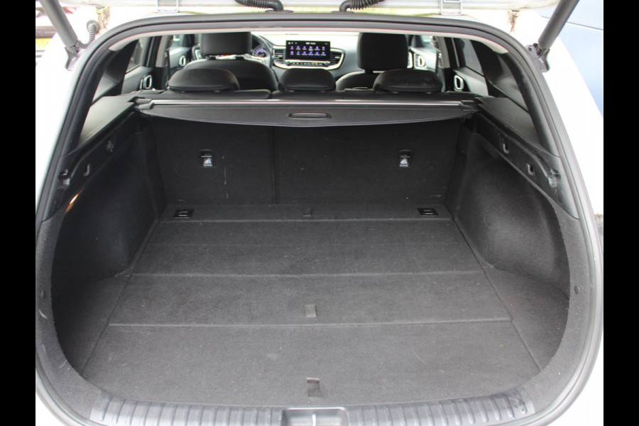 Kia Ceed Sportswagon 1.0 T-GDi DynamicPlusLine | Trekhaak| Climate control | Stoel en stuurverwarming | Keyless entry |