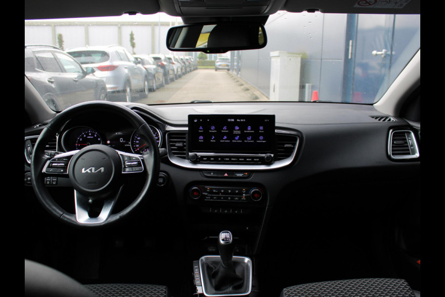 Kia Ceed Sportswagon 1.0 T-GDi DynamicPlusLine | Trekhaak| Climate control | Stoel en stuurverwarming | Keyless entry |