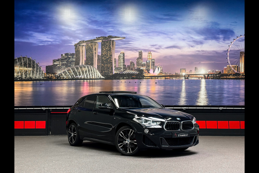 BMW X2 sDrive18i High Ex. M-Pack |Panorama|Camera|Sfeer
