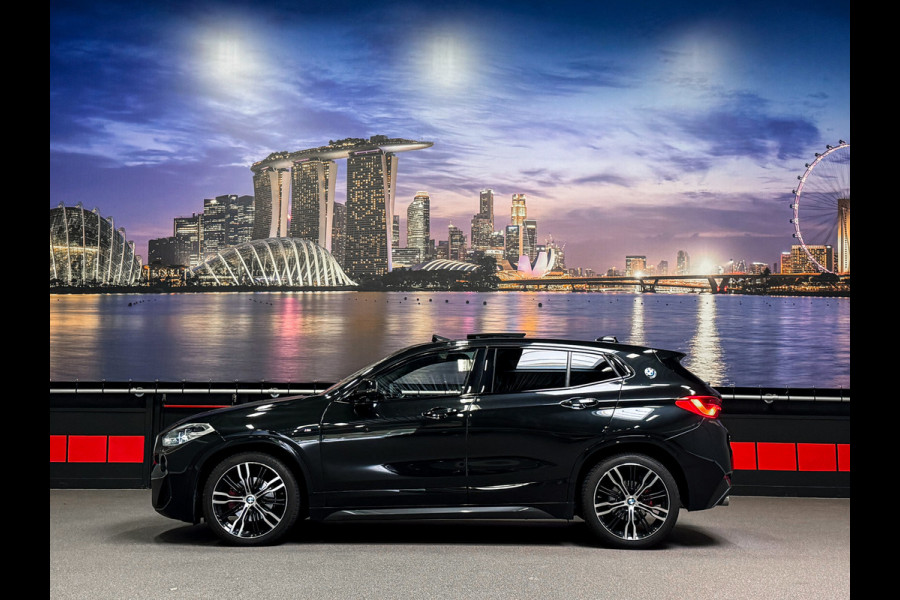 BMW X2 sDrive18i High Ex. M-Pack |Panorama|Camera|Sfeer