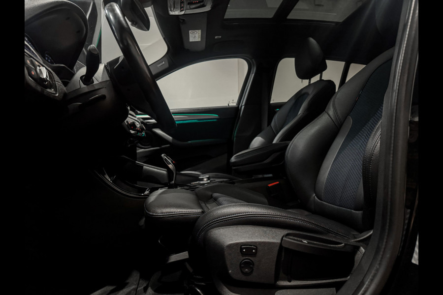 BMW X2 sDrive18i High Ex. M-Pack |Panorama|Camera|Sfeer