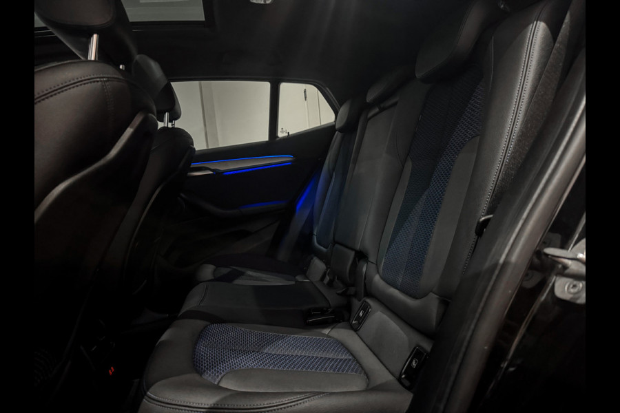 BMW X2 sDrive18i High Ex. M-Pack |Panorama|Camera|Sfeer
