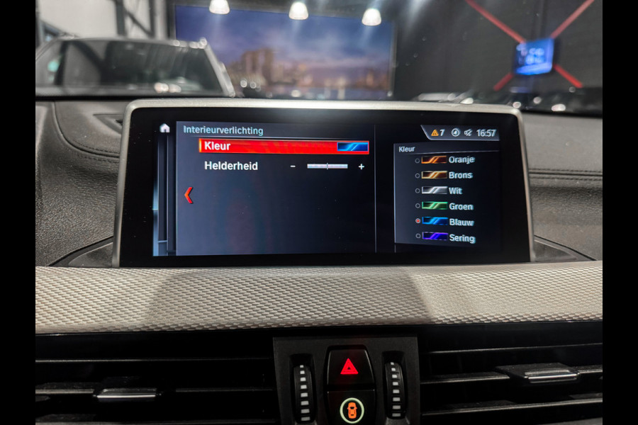 BMW X2 sDrive18i High Ex. M-Pack |Panorama|Camera|Sfeer