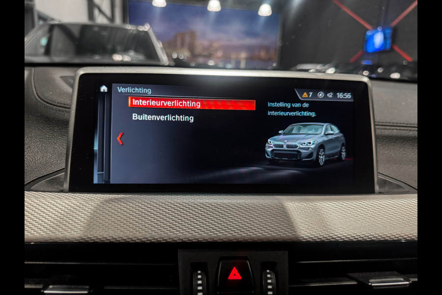 BMW X2 sDrive18i High Ex. M-Pack |Panorama|Camera|Sfeer