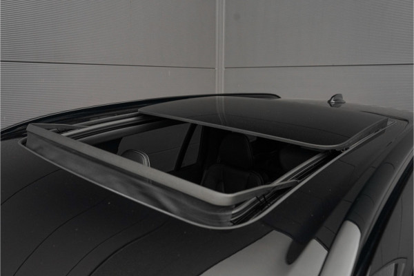 Volvo XC90 2.0 T8 Recharge AWD R-Design Pano HUD B&W Trekhaak