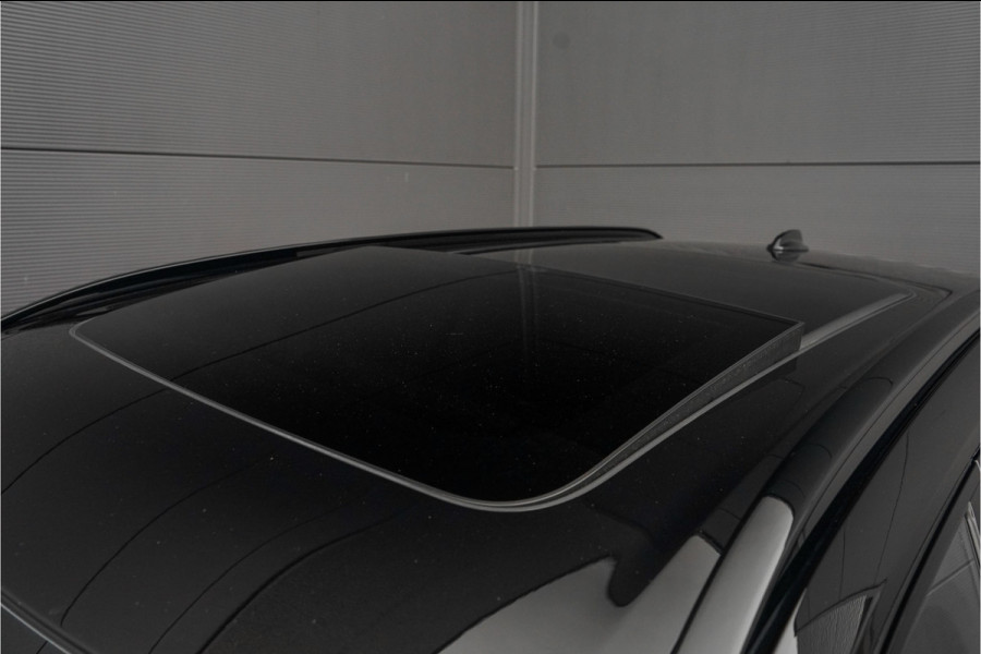 Volvo XC90 2.0 T8 Recharge AWD R-Design Pano HUD B&W Trekhaak