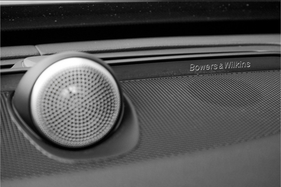 Volvo XC90 2.0 T8 Recharge AWD R-Design Pano HUD B&W Trekhaak