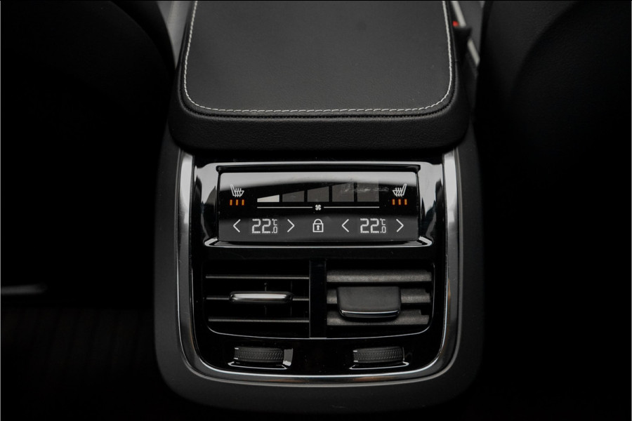 Volvo XC90 2.0 T8 Recharge AWD R-Design Pano HUD B&W Trekhaak