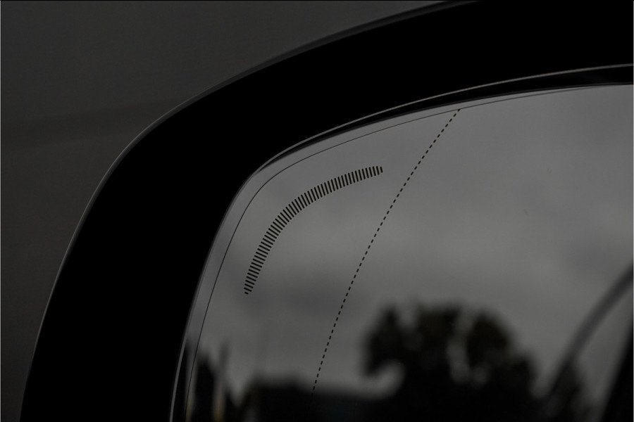 Volvo XC90 2.0 T8 Recharge AWD R-Design Pano HUD B&W Trekhaak