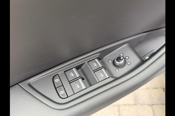 Audi A5 Sportback 40 TFSI S-line S tronic Automaat | Panoramadak | Stoelverwarming | Apple CarPlay | LED verlichting | Trekhaak uitklapb