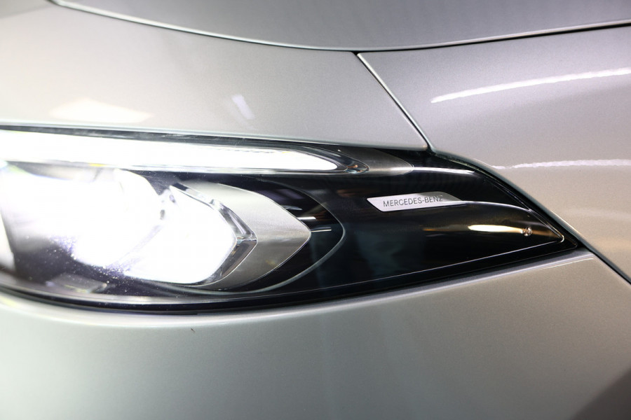 Mercedes-Benz A-Klasse 250 Premium PANO BURMESTER NAVI CRUISEC MODI STOELVW PARK+LANE Ass.
