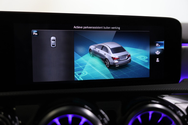 Mercedes-Benz A-Klasse 250 Premium PANO BURMESTER NAVI CRUISEC MODI STOELVW PARK+LANE Ass.