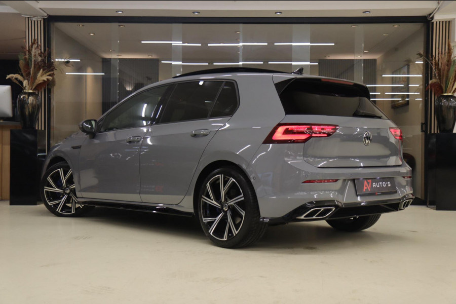 Volkswagen Golf 1.5 eTSI R-Line Business PANO/CAM/CARPLAY/KEYLES/ACC/DCC/VOL