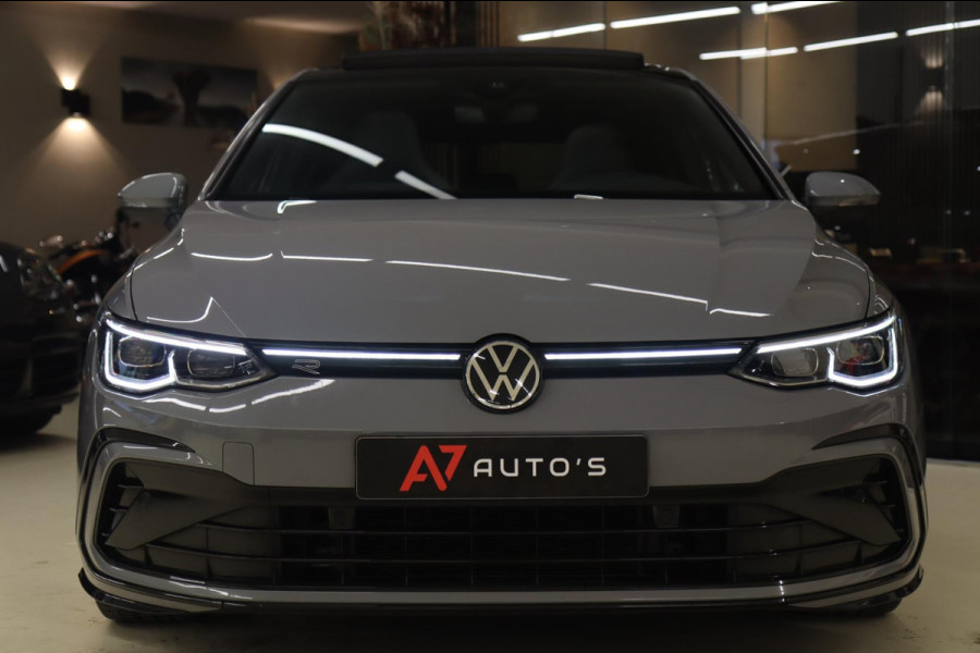 Volkswagen Golf 1.5 eTSI R-Line Business PANO/CAM/CARPLAY/KEYLES/ACC/DCC/VOL