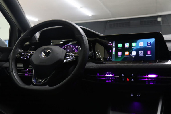 Volkswagen Golf 1.5 eTSI R-Line Business PANO/CAM/CARPLAY/KEYLES/ACC/DCC/VOL