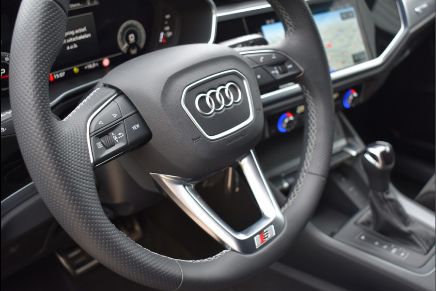 Audi Q3 Sportback 45 TFSI e S-Line 245 Pk Black Ed Navi Camera ACC Leder Matrix 20 Inch