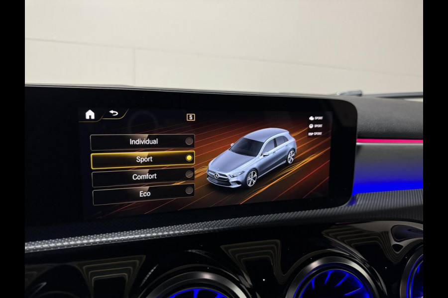 Mercedes-Benz A-Klasse 250 AMG Pano Sfeer 360° Burmester Navi Cruise