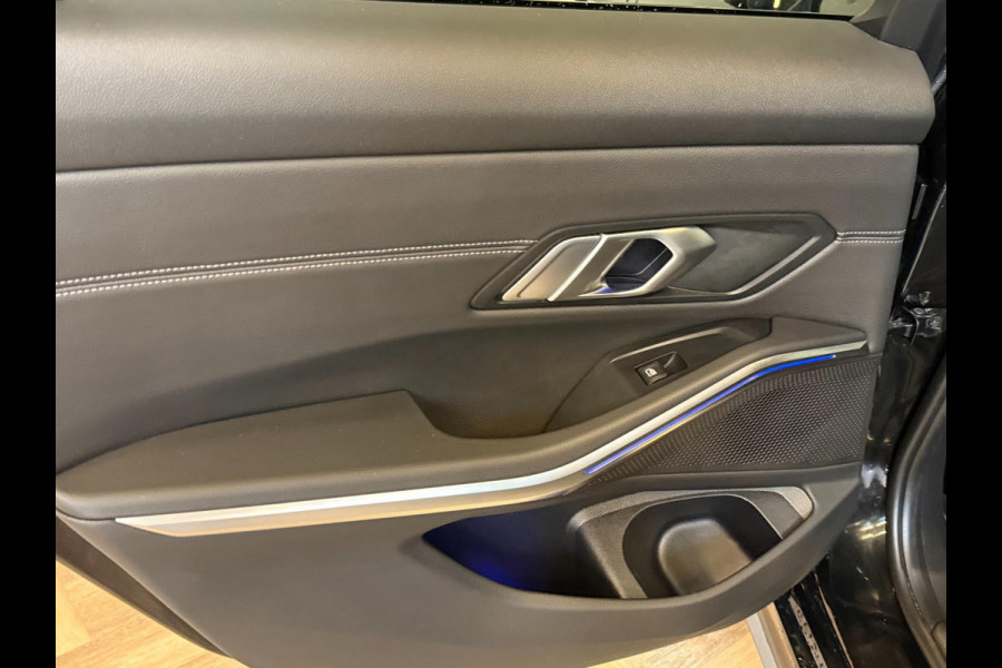 BMW 3 Serie Touring 320i High Executive|M-PAKKET|HUD|INRUIL MOGELIJK