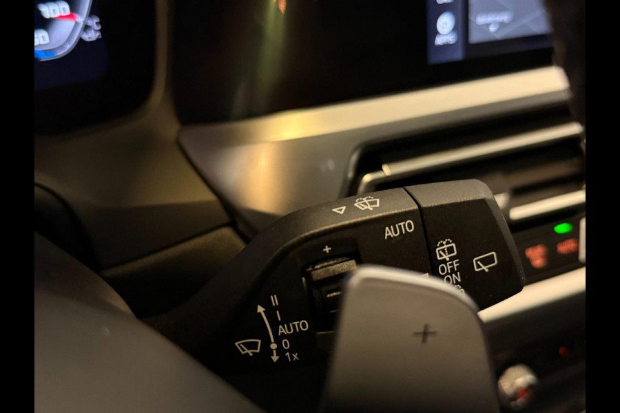 BMW 3 Serie Touring 320i High Executive|M-PAKKET|HUD|INRUIL MOGELIJK