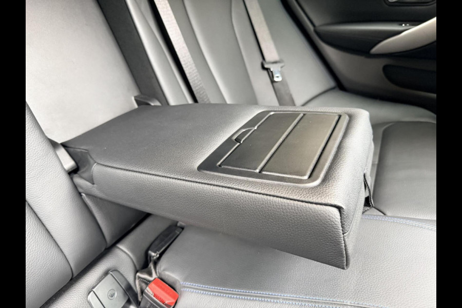 BMW 4 Serie Gran Coupé 418i M Sport Àutomaat | Open dak | LED verlichting | Lederen bekleding | Stoelverwarming | Trekhaak afneembaar | Appl