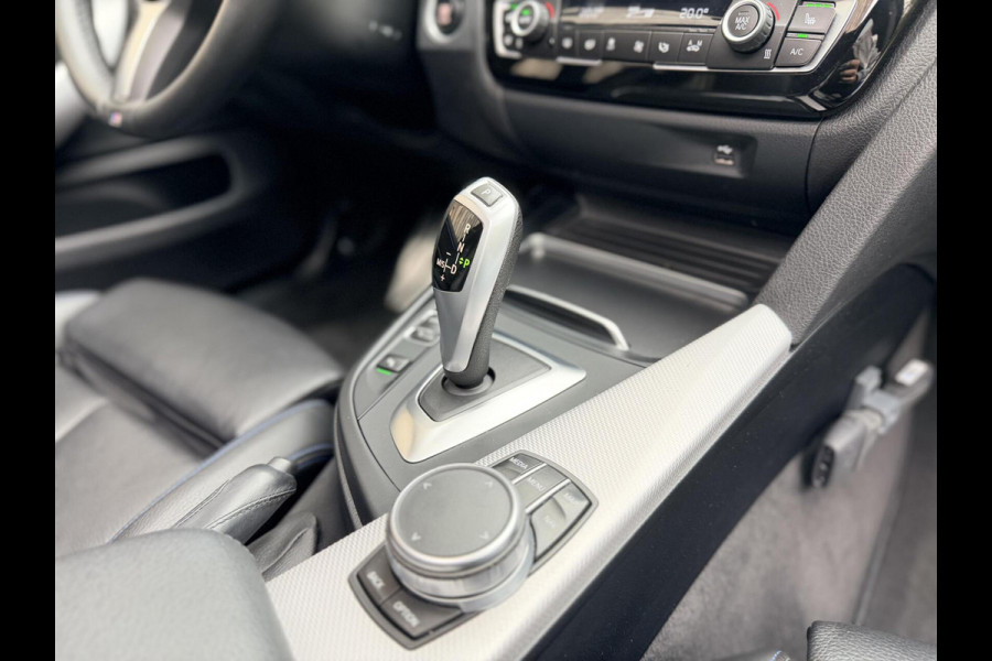 BMW 4 Serie Gran Coupé 418i M Sport Àutomaat | Open dak | LED verlichting | Lederen bekleding | Stoelverwarming | Trekhaak afneembaar | Appl