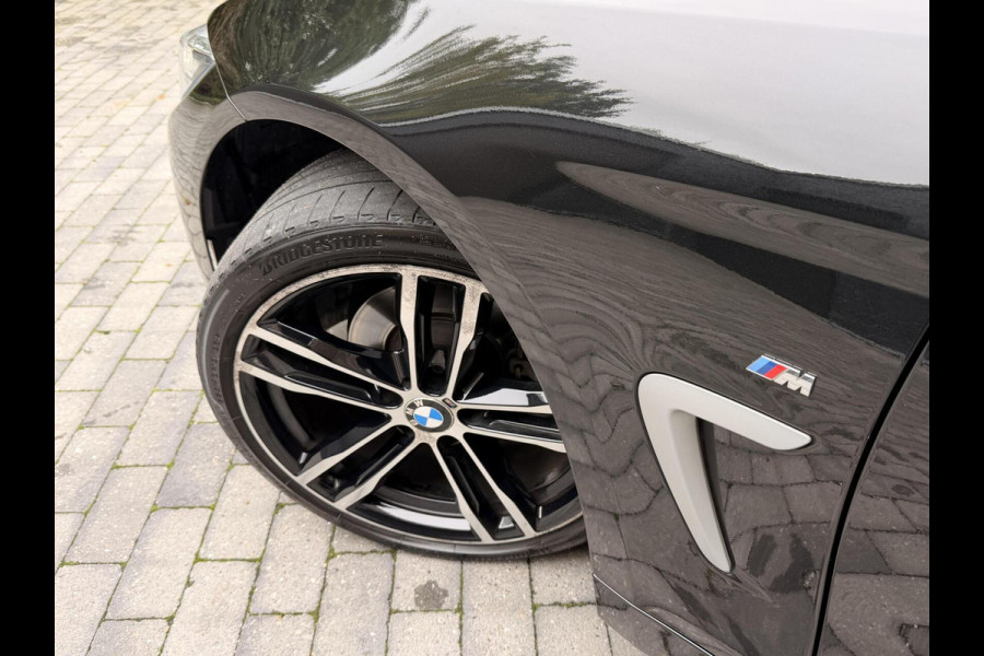 BMW 4 Serie Gran Coupé 418i M Sport Àutomaat | Open dak | LED verlichting | Lederen bekleding | Stoelverwarming | Trekhaak afneembaar | Appl
