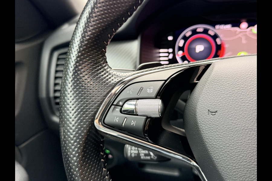 Škoda Kodiaq 1.5 TSI Sportline Automaat | Panoramadak | Trekhaak uitklapbaar | Navigatiesysteem | Stoelverwarming voor en achter | Stuurverwa