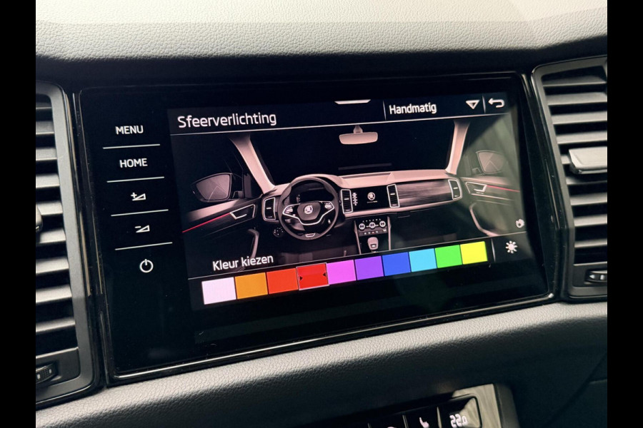 Škoda Kodiaq 1.5 TSI Sportline Automaat | Panoramadak | Trekhaak uitklapbaar | Navigatiesysteem | Stoelverwarming voor en achter | Stuurverwa