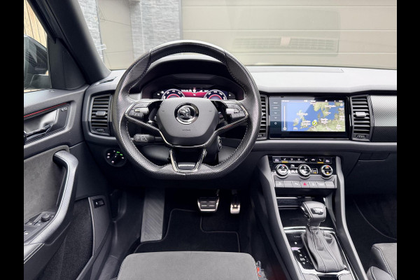 Škoda Kodiaq 1.5 TSI Sportline Automaat | Panoramadak | Trekhaak uitklapbaar | Navigatiesysteem | Stoelverwarming voor en achter | Stuurverwa