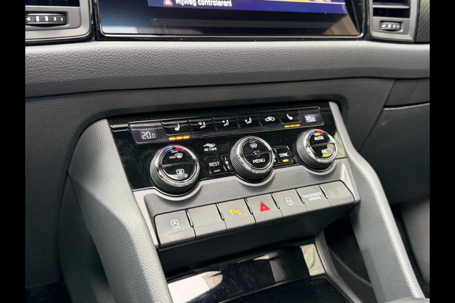 Škoda Kodiaq 1.5 TSI Sportline Automaat | Panoramadak | Trekhaak uitklapbaar | Navigatiesysteem | Stoelverwarming voor en achter | Stuurverwa
