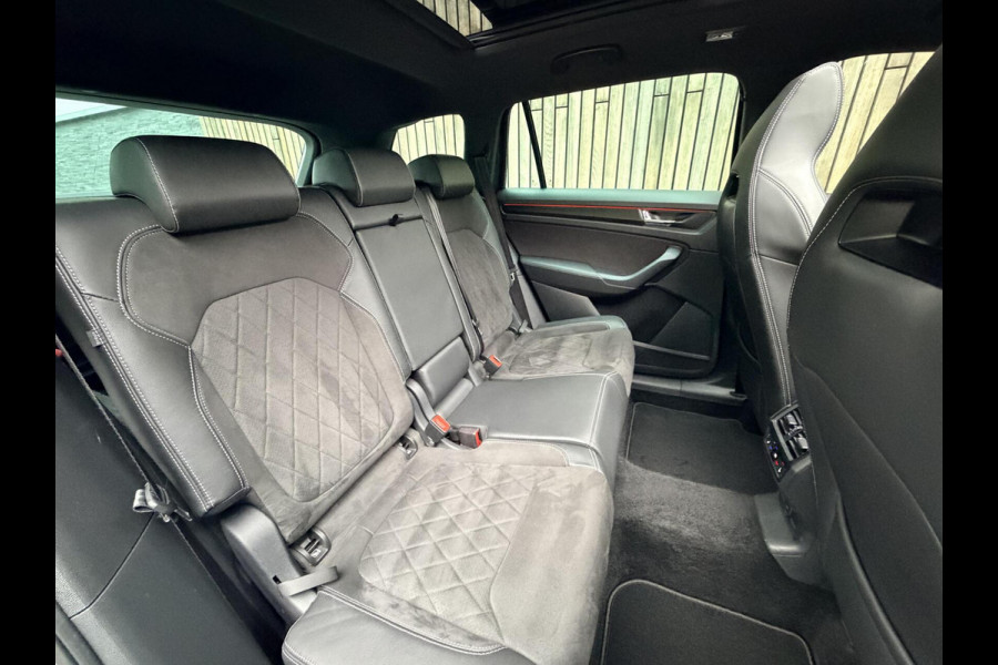 Škoda Kodiaq 1.5 TSI Sportline Automaat | Panoramadak | Trekhaak uitklapbaar | Navigatiesysteem | Stoelverwarming voor en achter | Stuurverwa