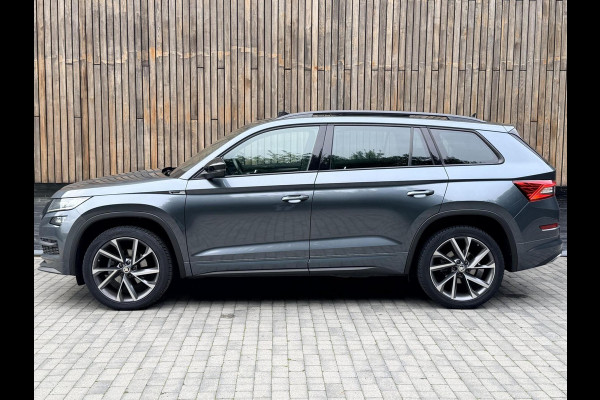 Škoda Kodiaq 1.5 TSI Sportline Automaat | Panoramadak | Trekhaak uitklapbaar | Navigatiesysteem | Stoelverwarming voor en achter | Stuurverwa