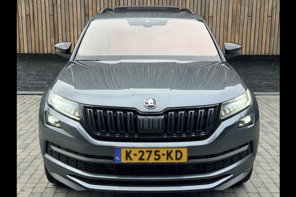 Škoda Kodiaq 1.5 TSI Sportline Automaat | Panoramadak | Trekhaak uitklapbaar | Navigatiesysteem | Stoelverwarming voor en achter | Stuurverwa