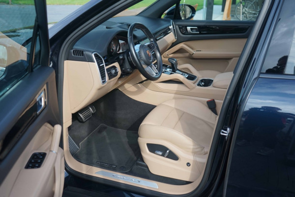 Porsche Cayenne S 2.9 V6-Biturbo 440PK SportChrono/21/Pano/Luchtvering