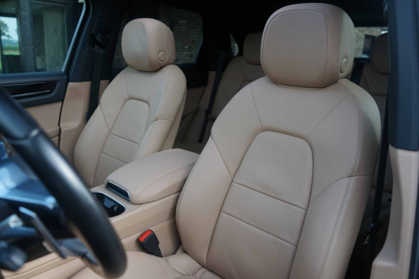 Porsche Cayenne S 2.9 V6-Biturbo 440PK SportChrono/21/Pano/Luchtvering