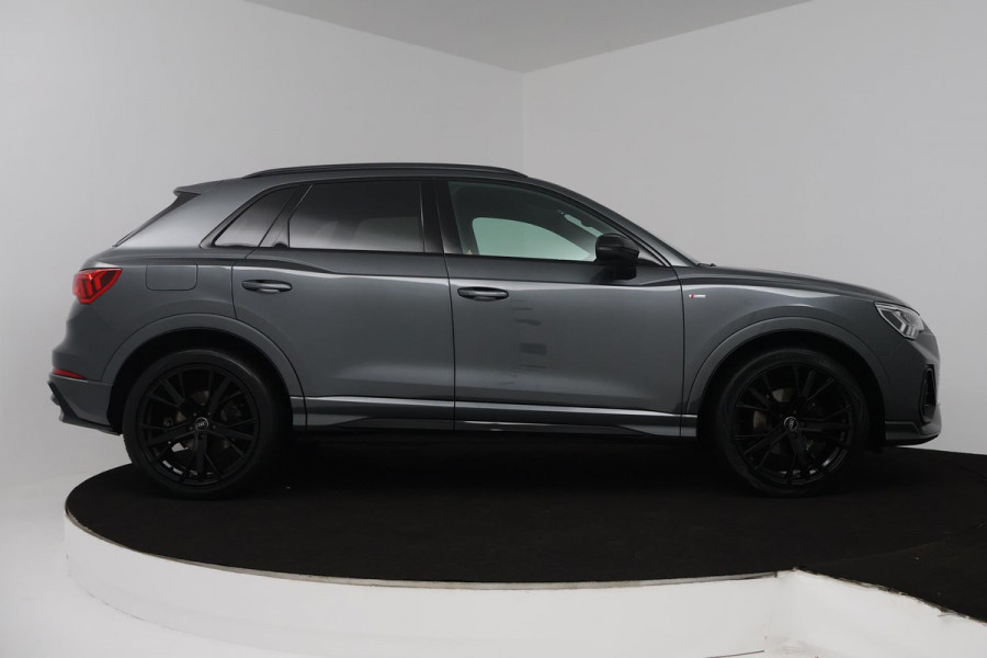 Audi Q3 35 TFSI S Line Pro Line S (DIGITALE COCKPIT, ACHTERUITRIJCAMERA, STOELVERWARMING, PARKEERSENSOREN, AUTOMAAT)
