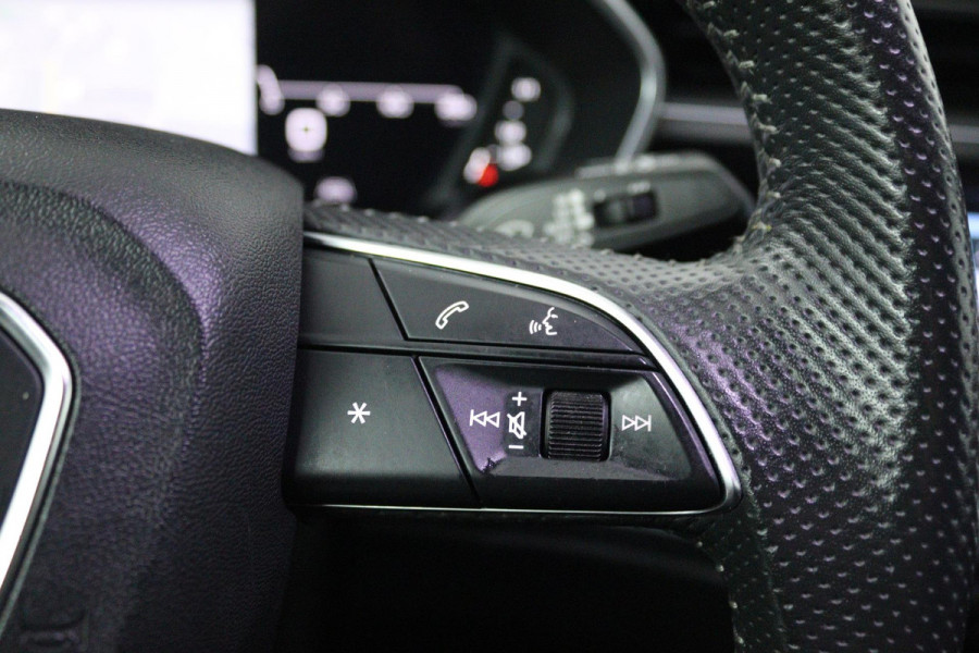Audi Q3 35 TFSI S Line Pro Line S (DIGITALE COCKPIT, ACHTERUITRIJCAMERA, STOELVERWARMING, PARKEERSENSOREN, AUTOMAAT)