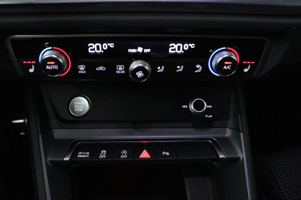 Audi Q3 35 TFSI S Line Pro Line S (DIGITALE COCKPIT, ACHTERUITRIJCAMERA, STOELVERWARMING, PARKEERSENSOREN, AUTOMAAT)
