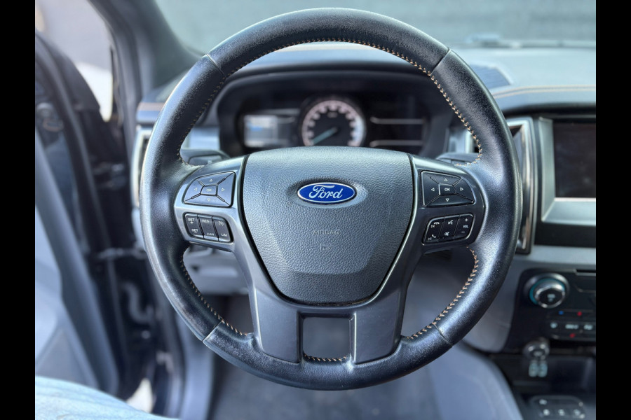 Ford Ranger 3.2 TDCi Wildtrak Supercab - 5 persoons - Zeer mooi