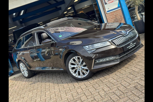 Škoda Superb Combi 1.4 TSI iV Sportline Business 2021 Full!