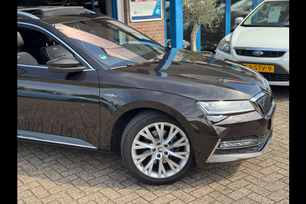 Škoda Superb Combi 1.4 TSI iV Sportline Business 2021 Full!
