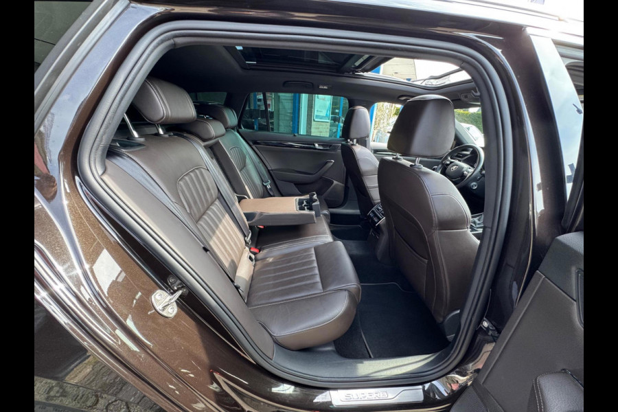 Škoda Superb Combi 1.4 TSI iV Sportline Business 2021 Full!