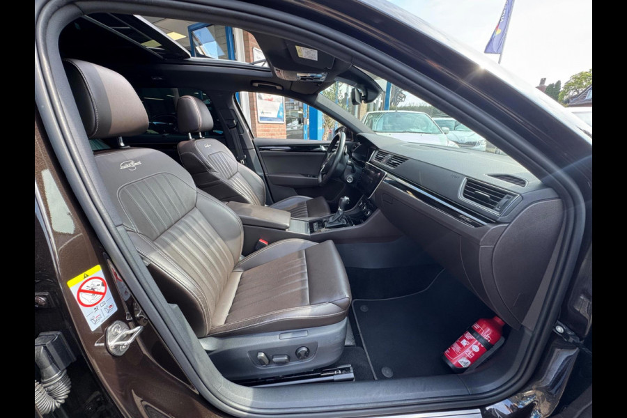 Škoda Superb Combi 1.4 TSI iV Sportline Business 2021 Full!