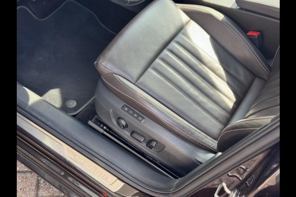Škoda Superb Combi 1.4 TSI iV Sportline Business 2021 Full!