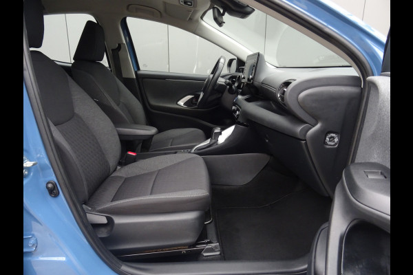 Toyota Yaris 1.5 Hybrid Dynamic * LED * CAMERA * NAVIGATIE !!