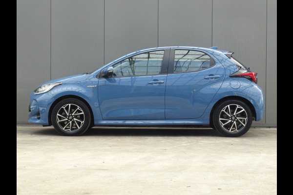 Toyota Yaris 1.5 Hybrid Dynamic * LED * CAMERA * NAVIGATIE !!
